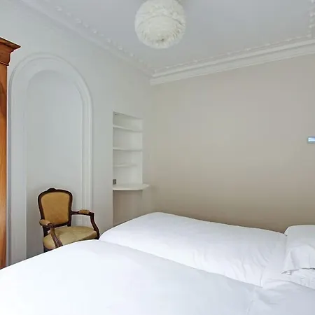 Apartment Large In Marais - 4 Adults Paris