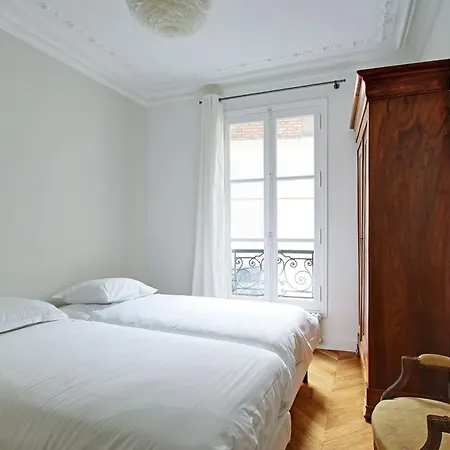 Apartment Large In Marais - 4 Adults *